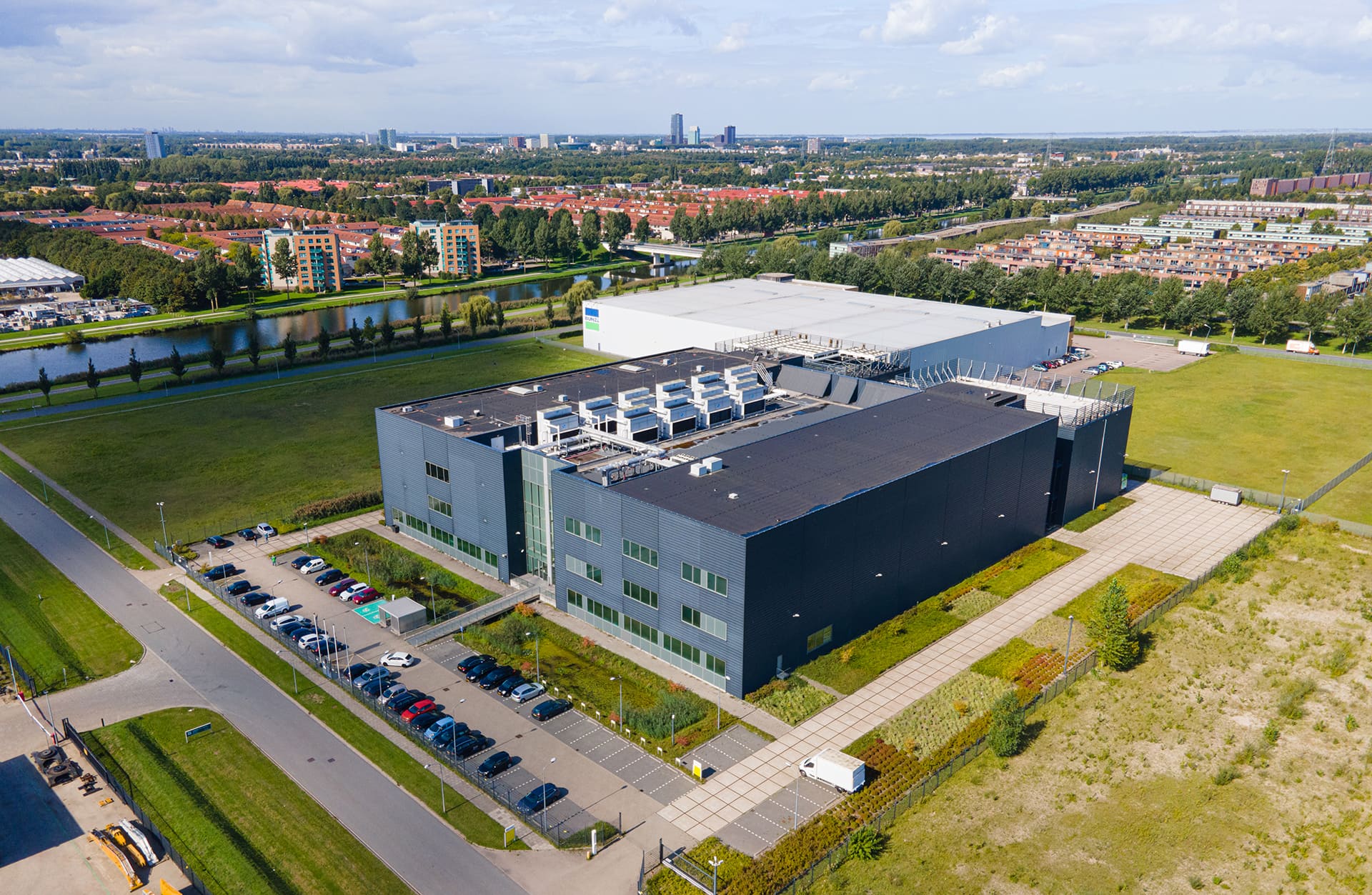 seimaxim datacenter almere netherlands